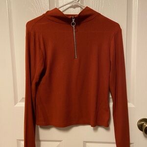 Long-sleeved coral turtleneck 🍊🧡